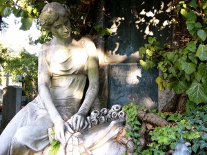 Wien-Zentralfriedhof-Statue