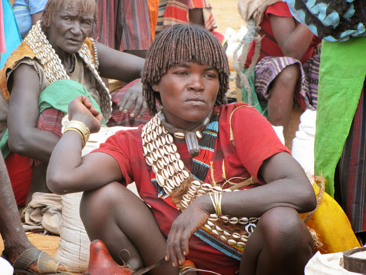 junge Frau vom afrikanischen Stamm der Bana